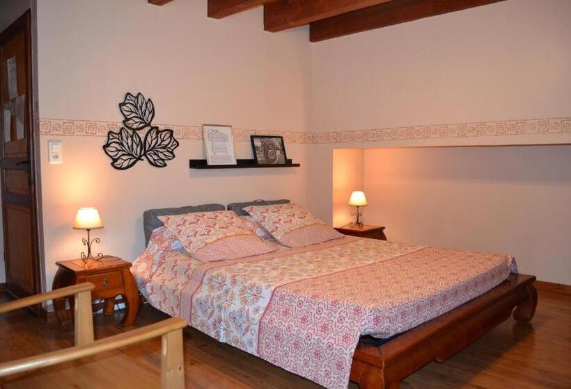 Номер Стандарт Трехместный, Chambres D Hôtes Le Moulin à Epices