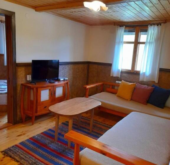 Люкс, Kandaphery Guest Houses