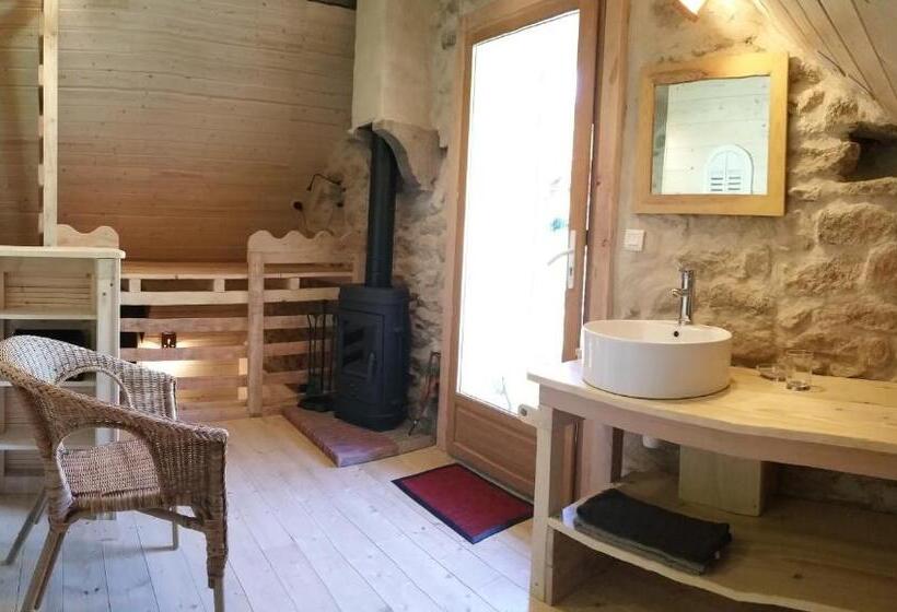 Номер Стандарт Вид на Сад, Chambres D`hôtes Le Plessis à Broye