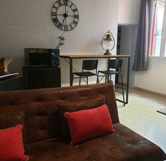 Апартаменты 1 Спальня с Балконом, Suite Privé Dans Maison De Village