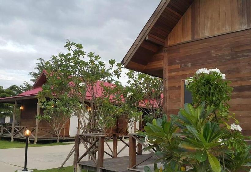 Номер Стандарт Вид на Сад, Ingaun Resort Kanchanaburi