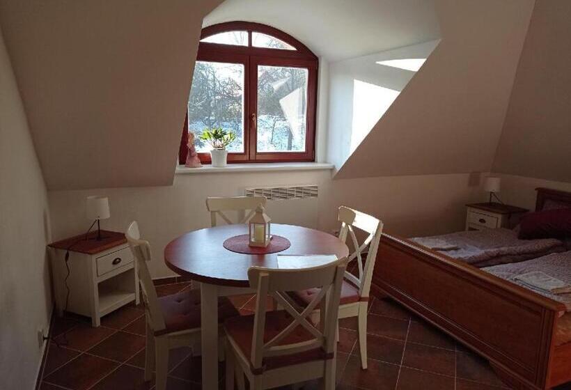 带1个卧室带花园景观的公寓, Apartmány U Orlického Jezera   Kamenice