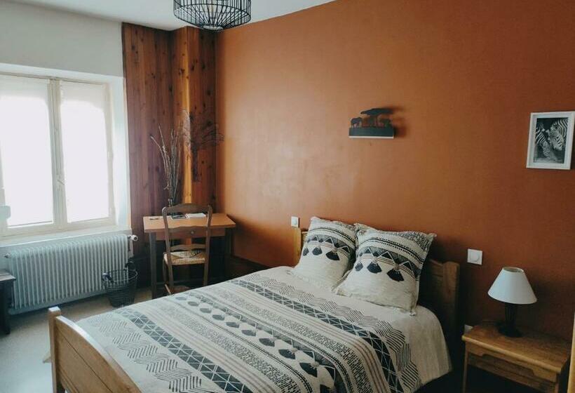 Номер Стандарт, Le Ys Lounge Bar