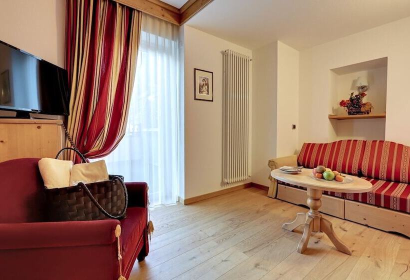سوییت, Leading Relax Hotel Maria