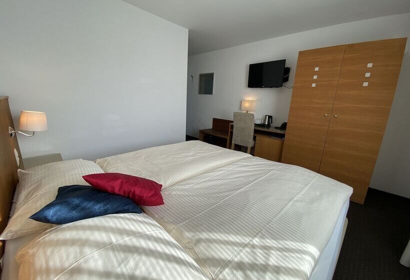 Номер бизнес-класса, Businesshotel Lux