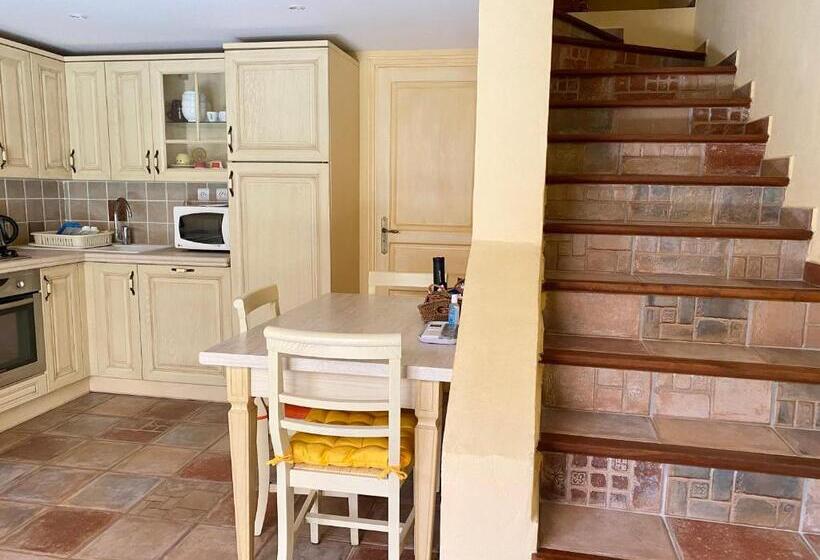 Студия Стандарт, Chambres D Hôtes Et Studios De Charme   A Mandria