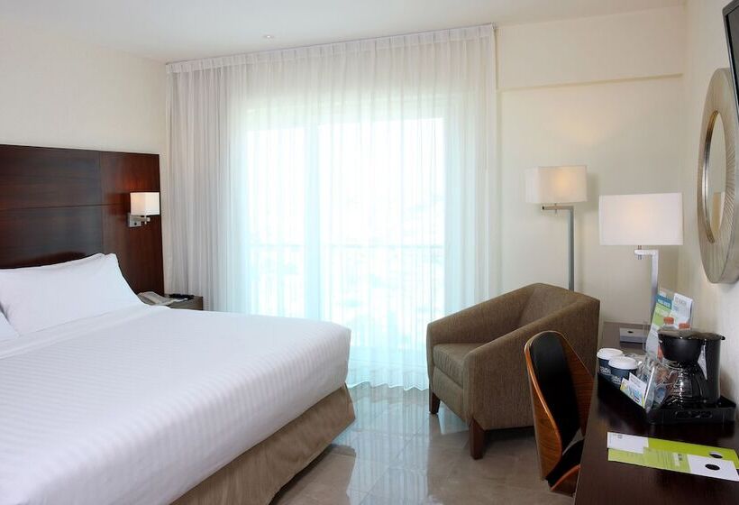 シティビューのダブルベッドスタンダードルーム, Four Points By Sheraton Veracruz