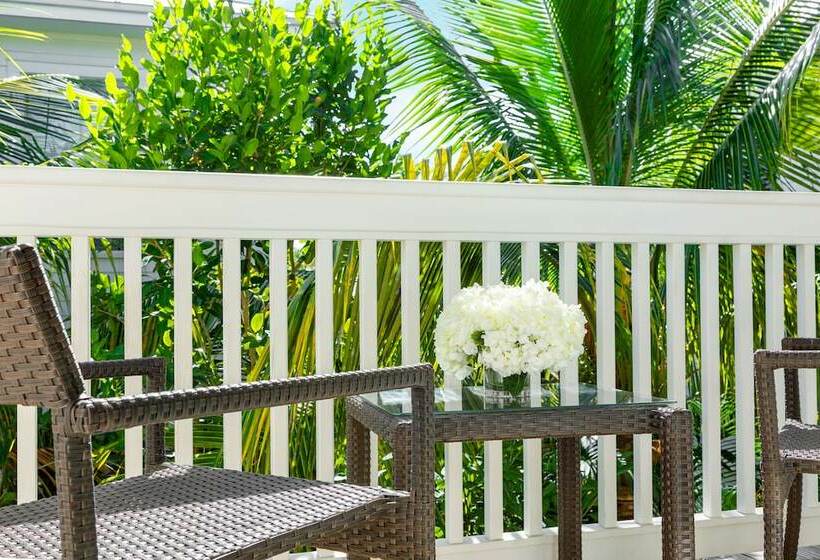 Полулюкс с Видом, The Marker Key West Harbor Resort
