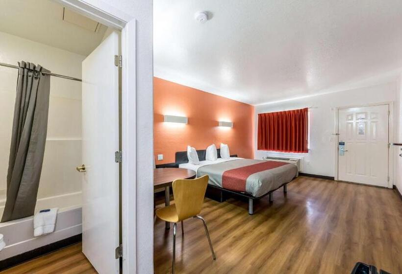 Стандартный Номер Кровать Кинг, Motel 6 Seguin Tx