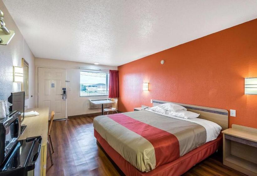 스탠다드 룸 킹사이즈 침대, Motel 6 Anniston, Al