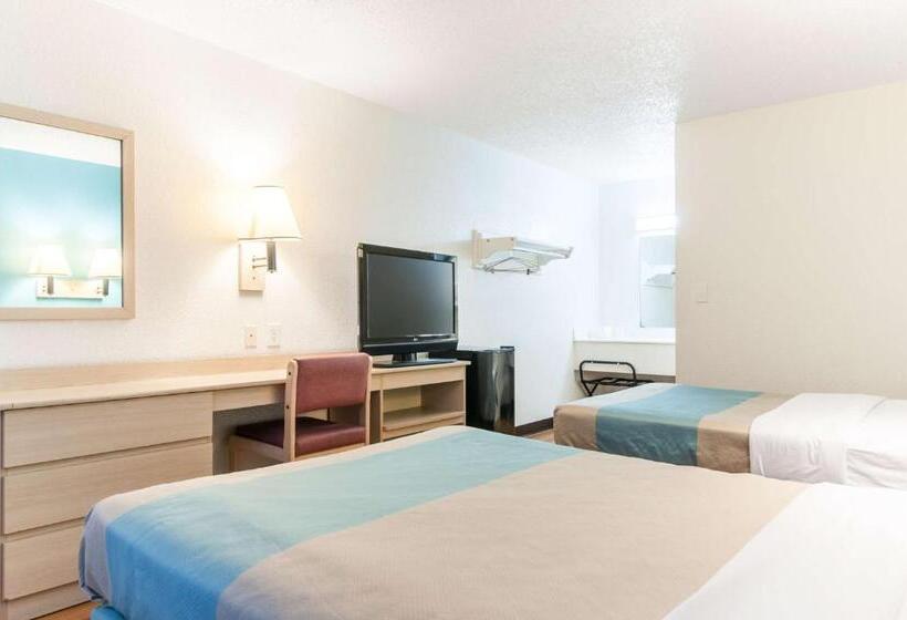 Четырехместный Номер Deluxe, Motel 6farmington Hills, Mi  Northwest  Farmington Hills