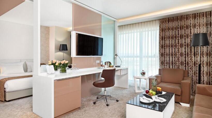 스위트 킹사이즈 침대, The Merlot Hotel Eskisehir