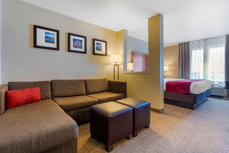 스위트 킹사이즈 침대, Comfort Suites Redding  Shasta Lake