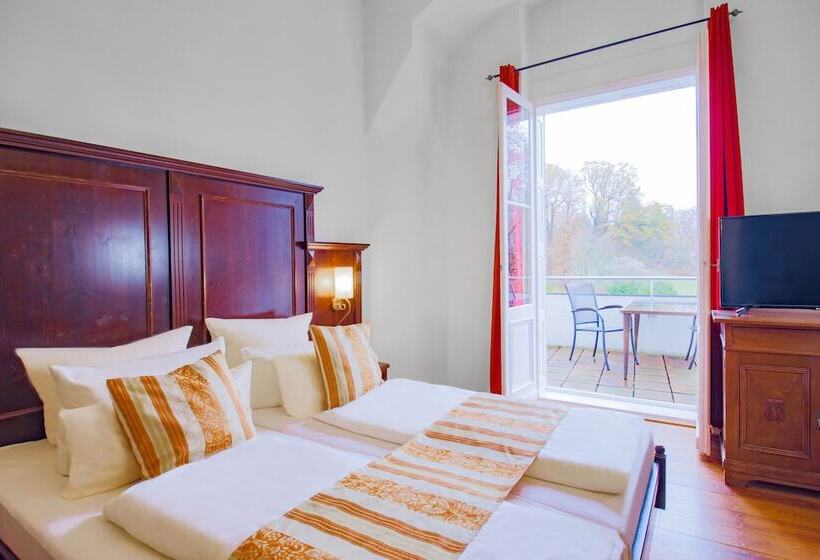 Полулюкс с Балконом, Schlosshotel Fürstlich Drehna