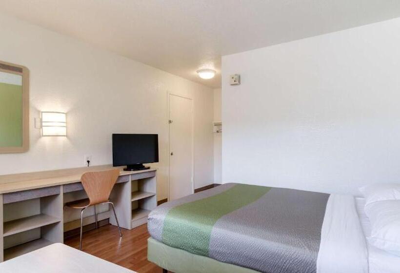 Номер Стандарт, Motel 6 Austin, Tx   Airport   South