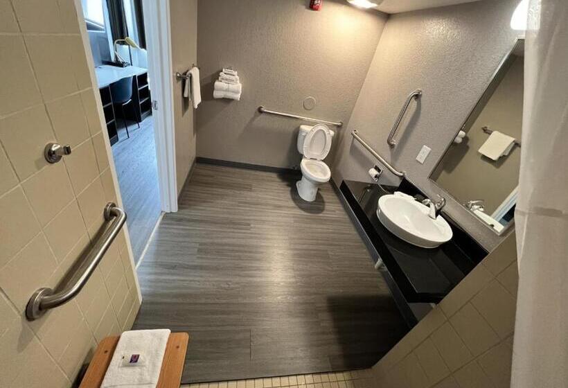 Номер Deluxe, Motel 6council Bluffs, Ia  Omaha East