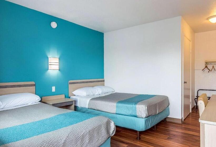 四人标准间, Motel 6janesville, Wi