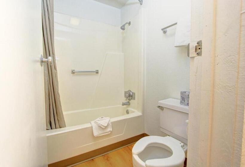 غرفة قياسية, Howard Johnson By Wyndham Harrisonburg