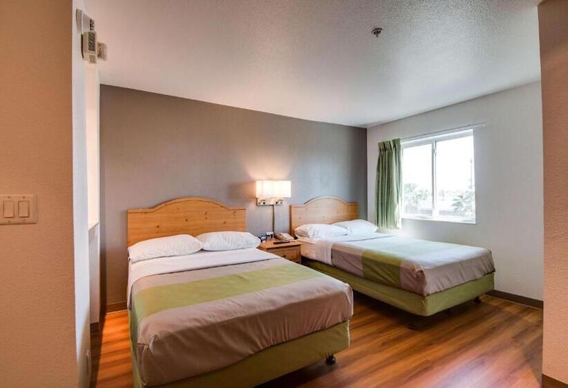 Четырехместный Номер Стандарт, Studio 6brownsville, Tx