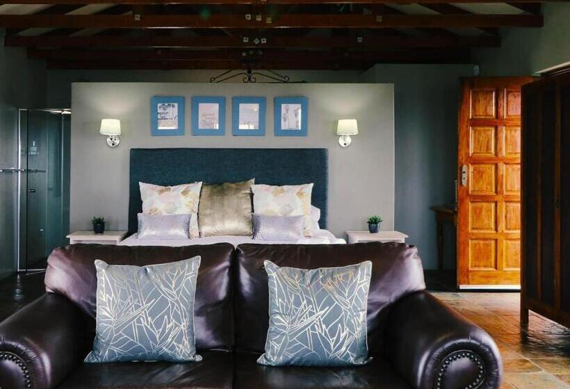 Люкс Deluxe Кровать Кинг, Sea Whisper Guest House