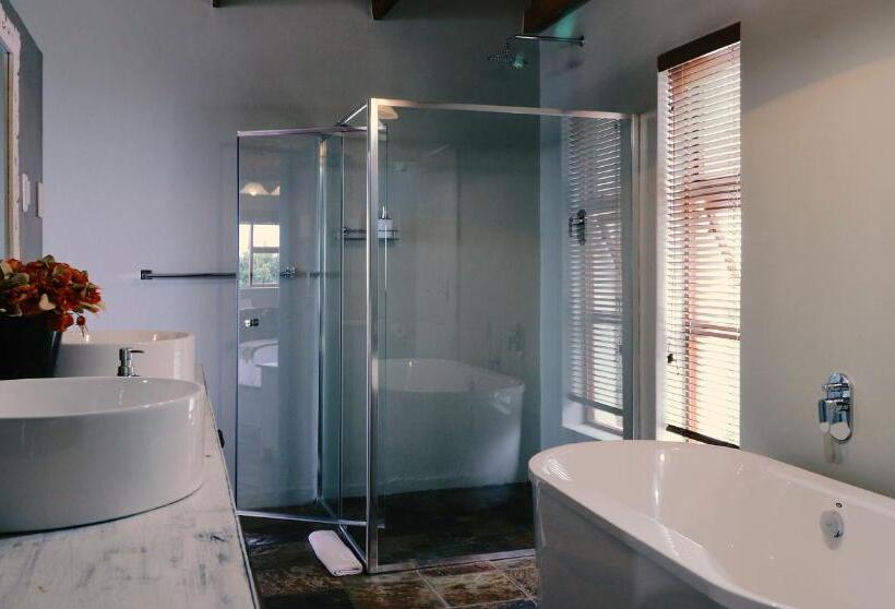 Люкс Повышенной Комфортности, Sea Whisper Guest House