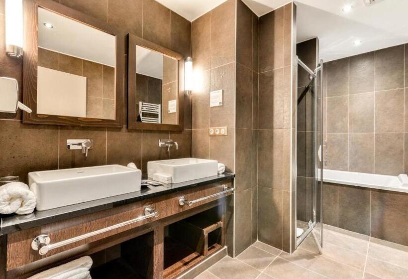 Family Suite, Zenitude Hotel La Valadiere, Ascend Hotel Collection