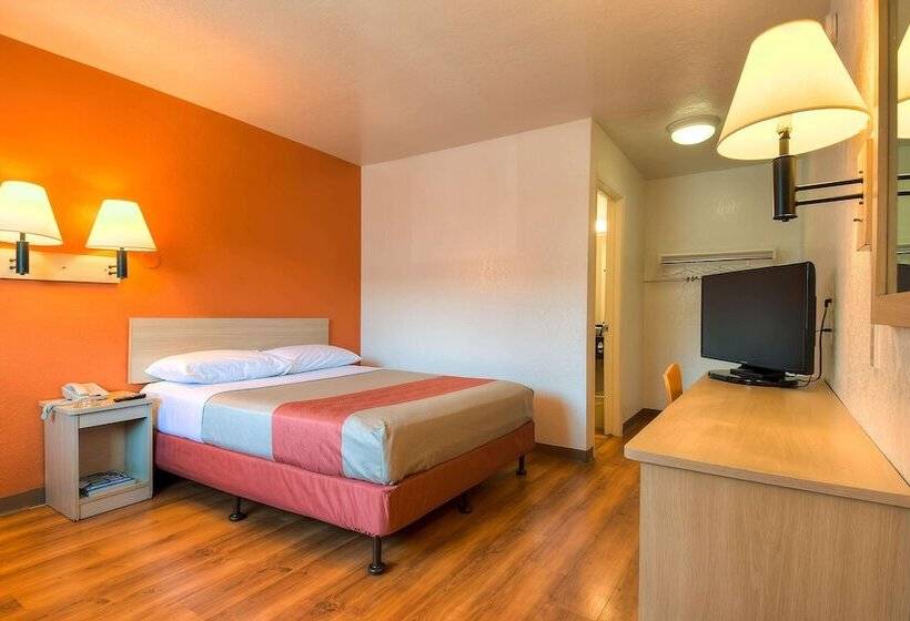 Люкс, Motel 6 Westminster, Ca   South   Long Beach Area