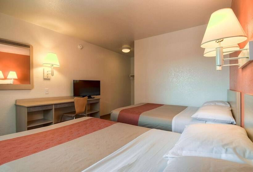 Номер Deluxe, Motel 6 Westminster, Ca   South   Long Beach Area