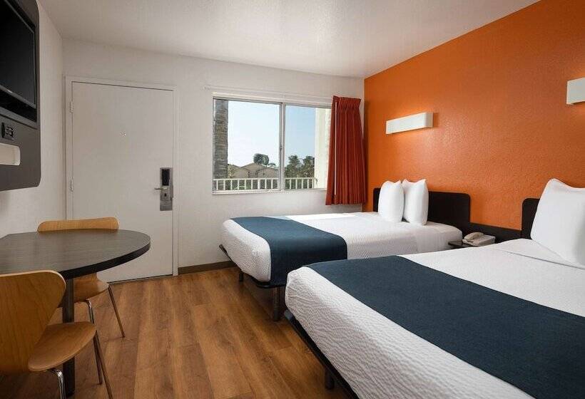 Номер Deluxe, Motel 6carpinteria, Ca  Santa Barbara  North