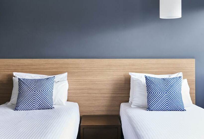 스탠다드 스튜디오, Oaks Vue Suites Geelong