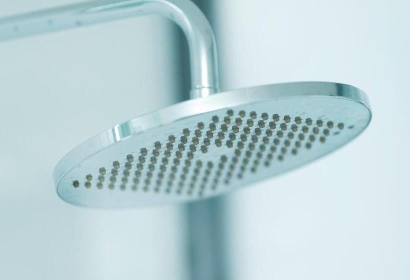 스탠다드 스튜디오, Oaks Vue Suites Geelong