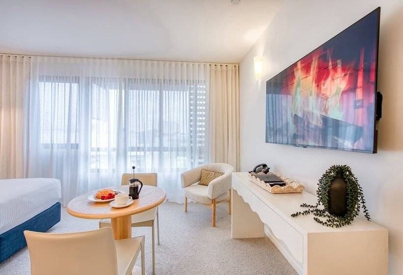 스탠다드 스튜디오, Oaks Vue Suites Geelong