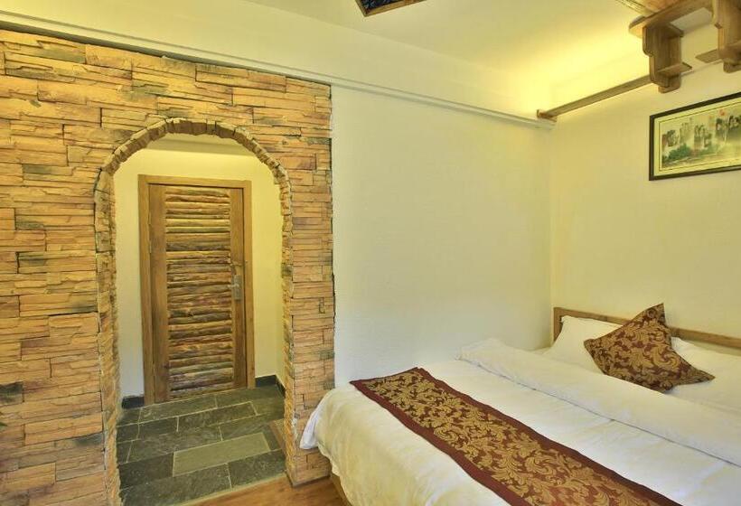 스탠다드 발코니 룸, Destination Youth Hostel