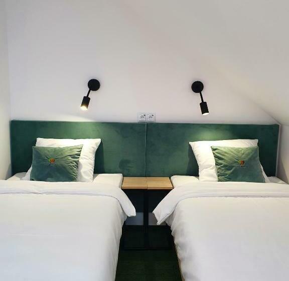 スタンダードルーム, Szumi Las Events & Apartments
