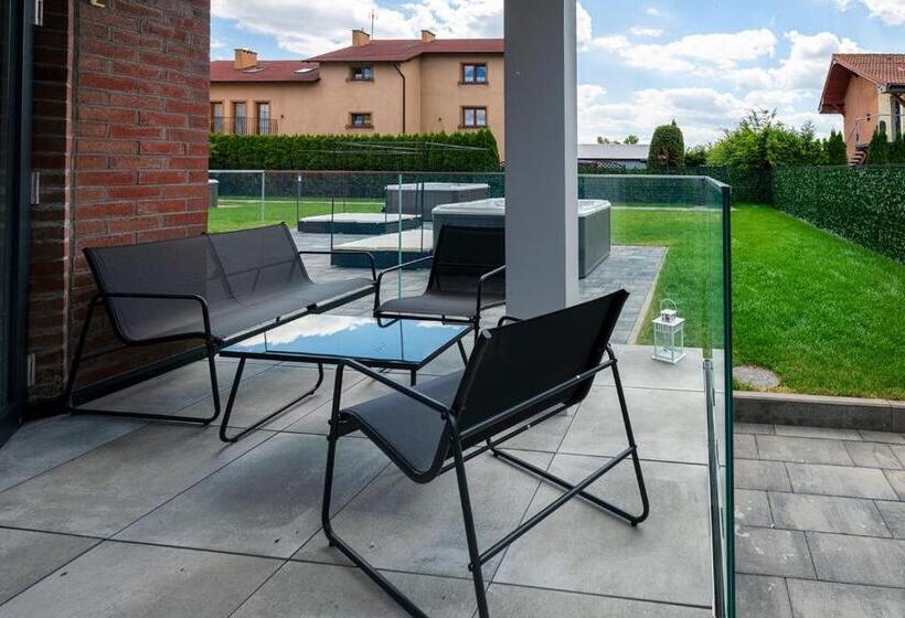 آپارتمان 1 خوابه با چشم‌انداز باغ, Apartamenty Prestige Mielno Uniescie