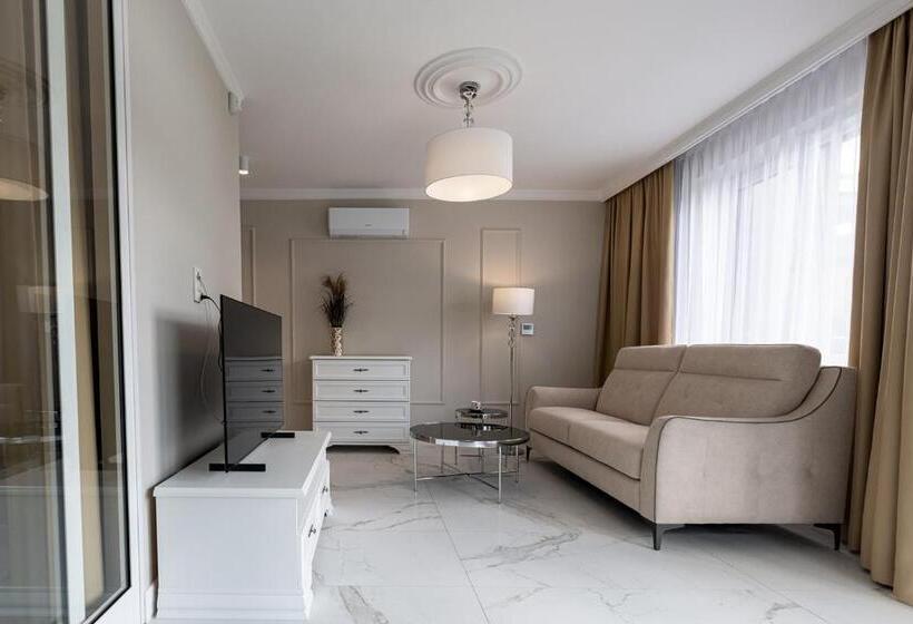 آپارتمان 1 خوابه با چشم‌انداز باغ, Apartamenty Prestige Mielno Uniescie