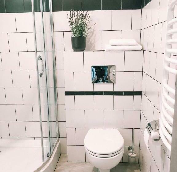 Номер Deluxe, Poznańska19