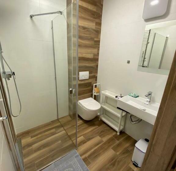 Номер Стандарт Трехместный, Tasarz Spa Ośrodek Wczasowy