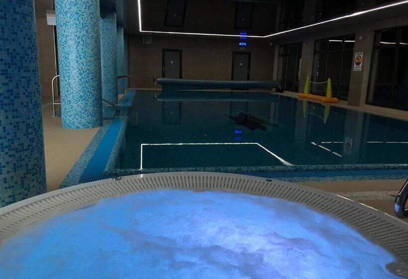 Номер Стандарт Трехместный, Tasarz Spa Ośrodek Wczasowy