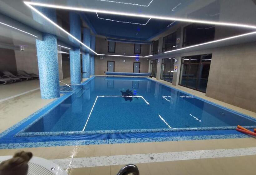 Четырехместный Номер Стандарт, Tasarz Spa Ośrodek Wczasowy