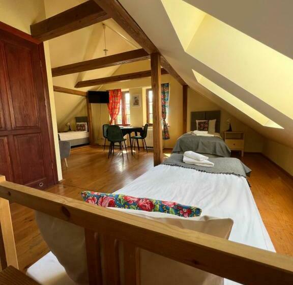Трехместный Номер Комфорт, Hostel Folkier