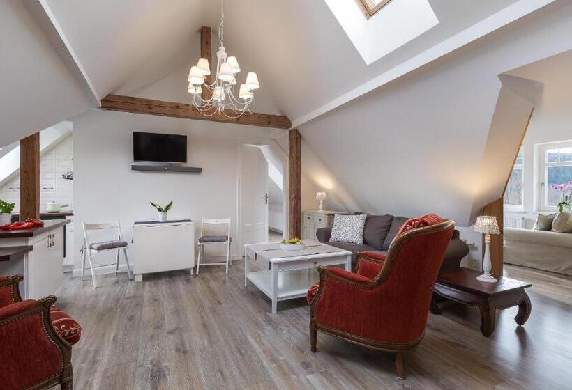 2 Bedrooms Apartment Mountain View, Pałacyk Szklarska