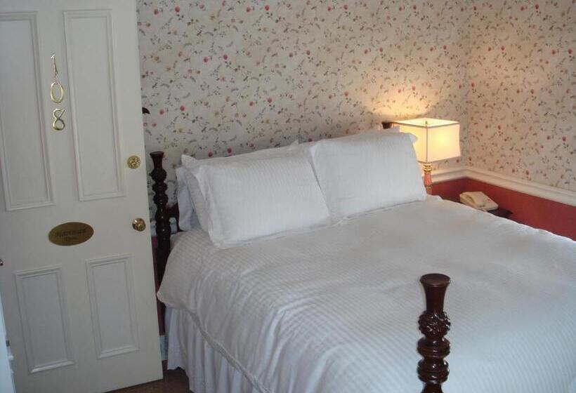 Номер Стандарт, Birdinhand Village Inn & Suites