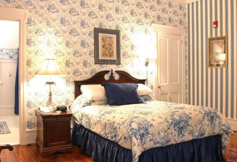 Полулюкс, Birdinhand Village Inn & Suites