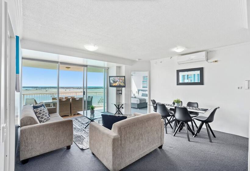 3ベッドルームアパートメント, Crystal Bay On The Broadwater