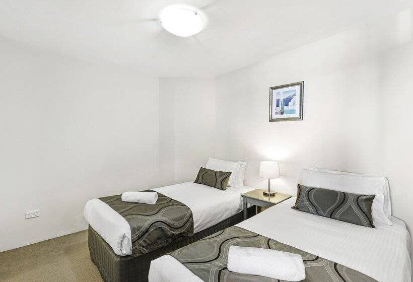 Апартаменты 3 Спальни, Crystal Bay On The Broadwater