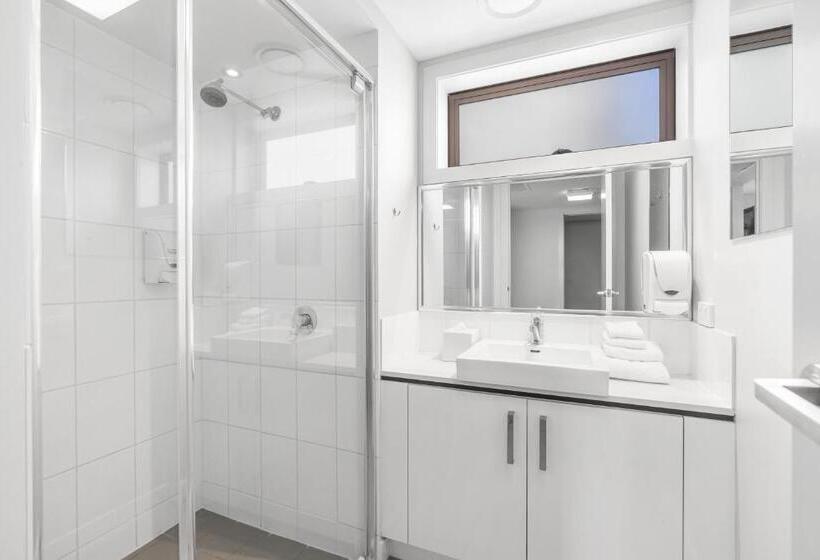 Апартаменты 2 Спальни, Essence Apartments Chermside