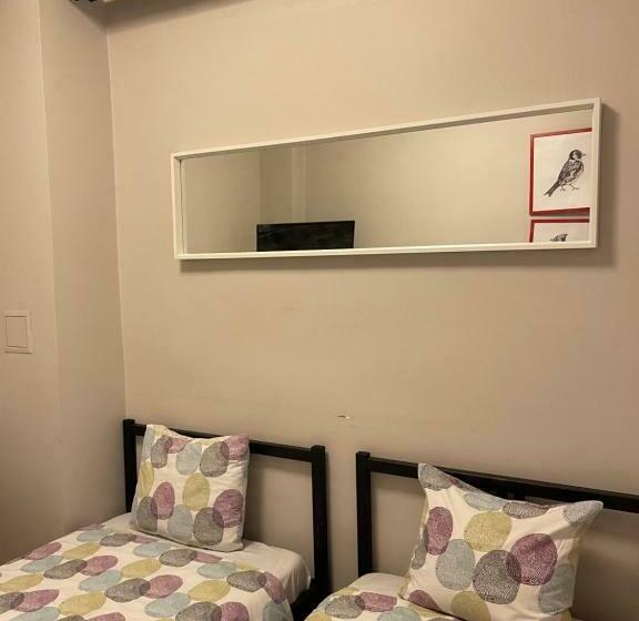 Номер Стандарт Совместная Ванная, Herohostel