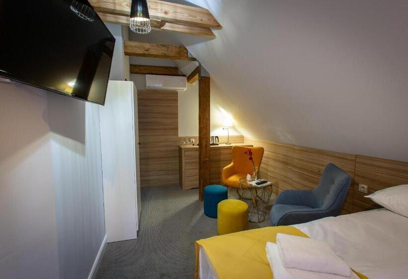 Семейное Студио, Aparthotel Jurowiecka 60