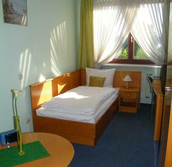 标准单人间, Restauracja Tawerna Gliwice